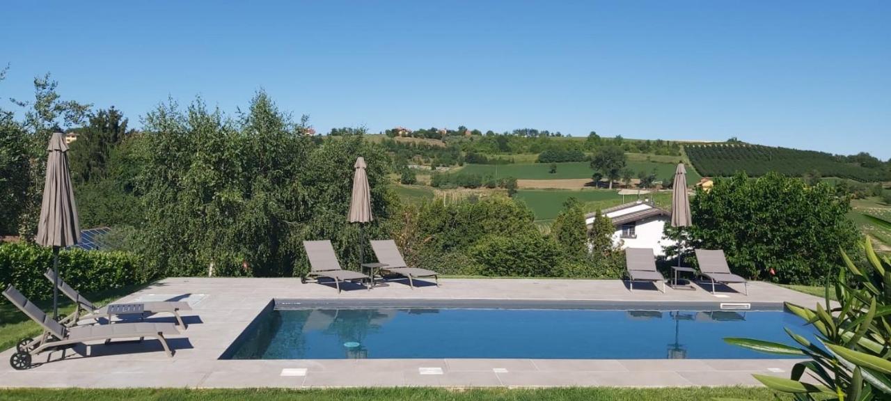 Bed and Breakfast Cascina Il Volo Moncalvo Exteriér fotografie