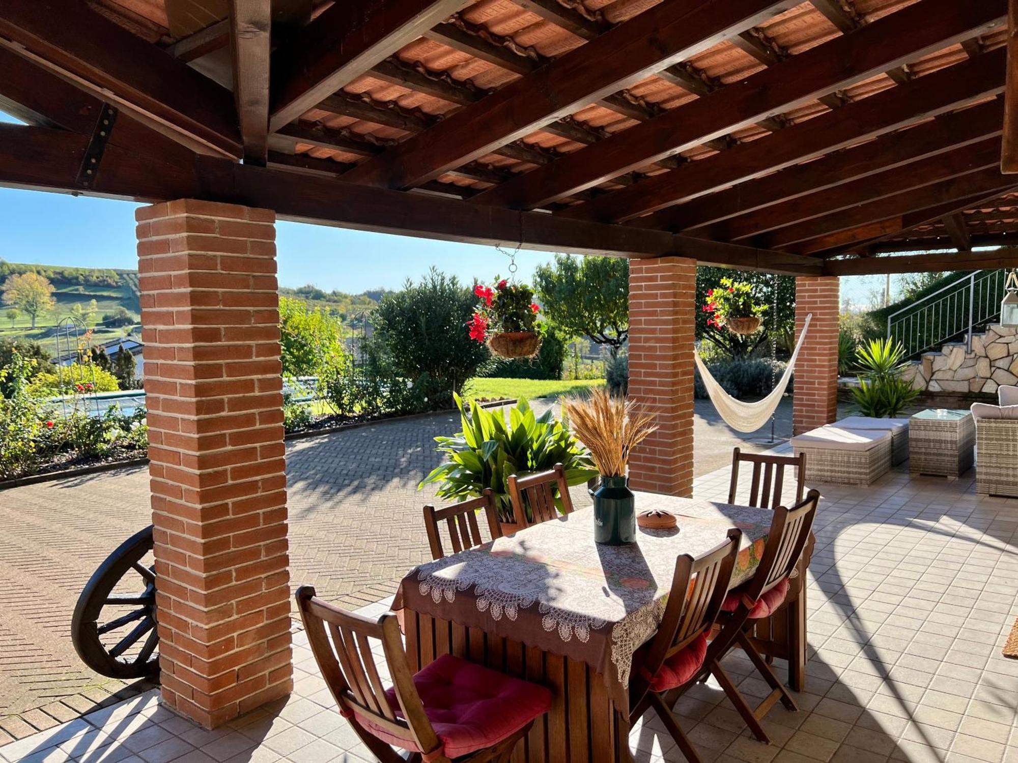 Bed and Breakfast Cascina Il Volo Moncalvo Exteriér fotografie