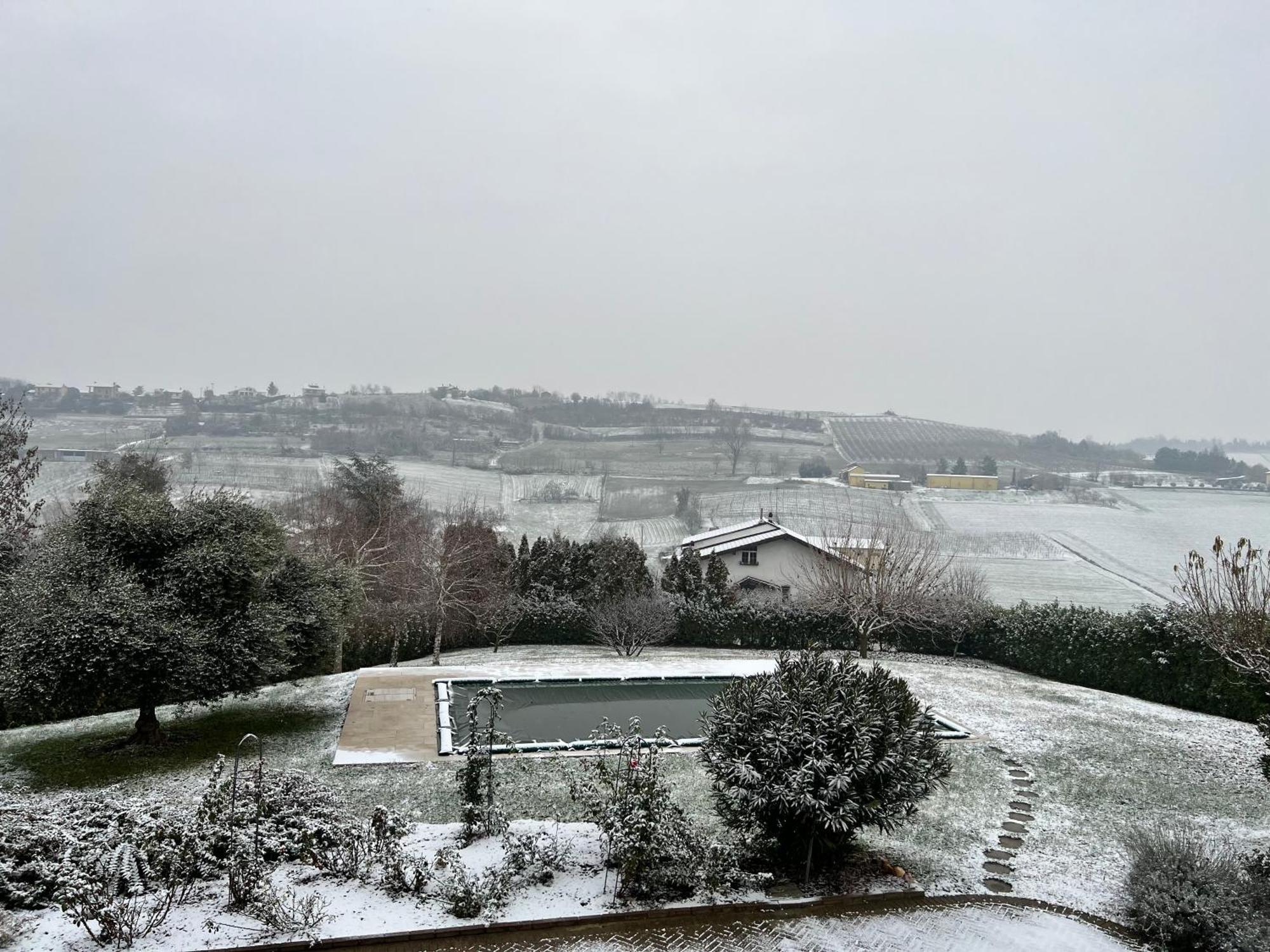 Bed and Breakfast Cascina Il Volo Moncalvo Exteriér fotografie