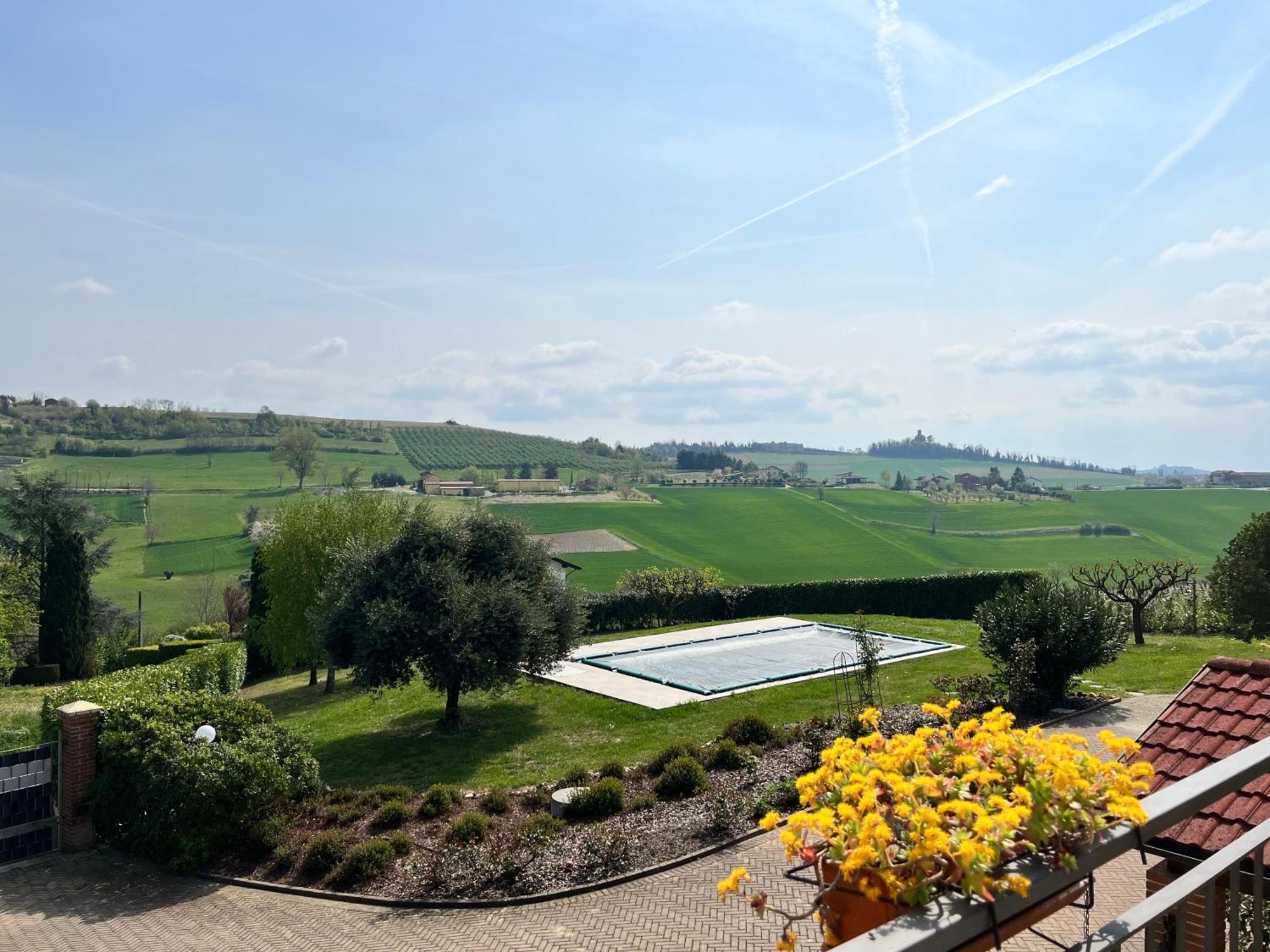 Bed and Breakfast Cascina Il Volo Moncalvo Exteriér fotografie
