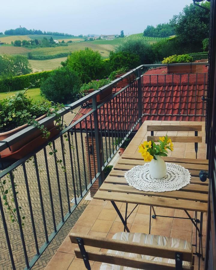 Bed and Breakfast Cascina Il Volo Moncalvo Exteriér fotografie